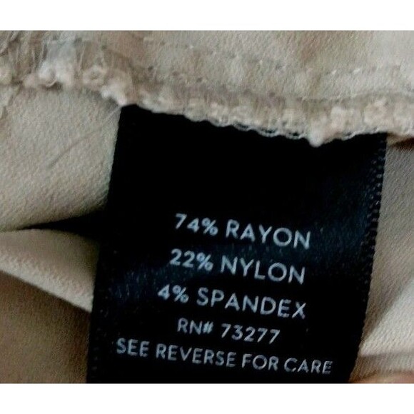 Simply Vera Vera Wang Women’s XL Cropped Pants Pull-On Khaki Stretch Comfort EUC - Picture 8 of 8